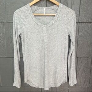 hello nite gray loungewear top